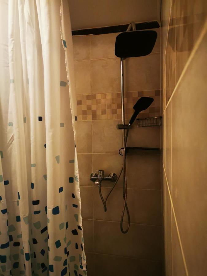 Attica Apartment Пула Экстерьер фото