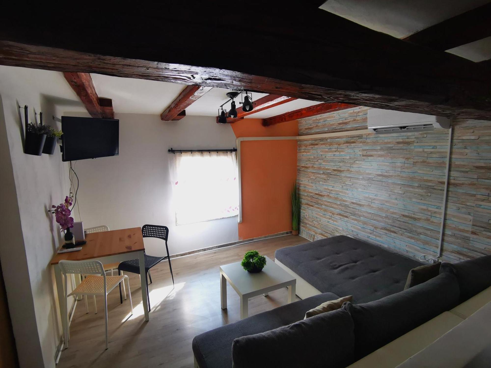 Attica Apartment Пула Экстерьер фото